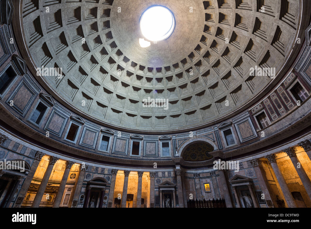 The interior of the pantheon, rome hi-res stock photography and images ...