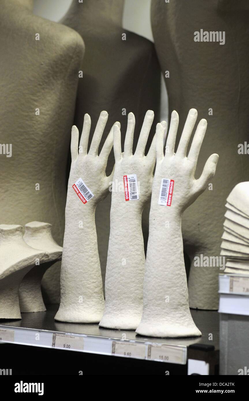 Papier mache shop hires stock photography and images Alamy