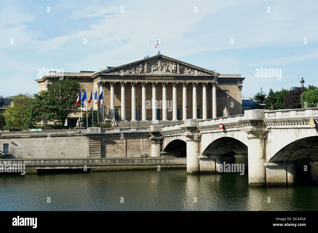 The National Assembly, the Pont de la Concorde, from the Quai des Tuileries. Stock Photo