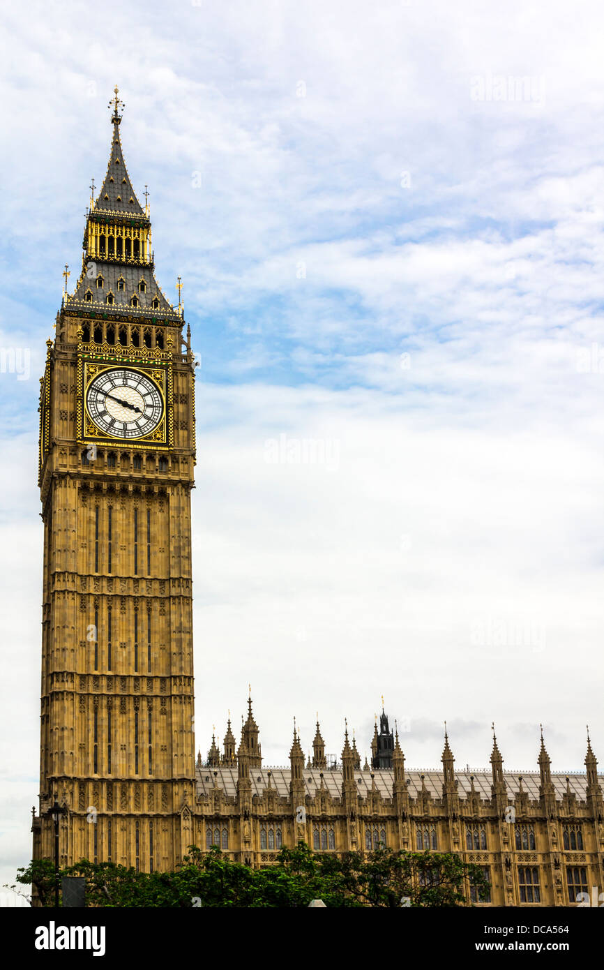 Big Ben Tower and the House of Commons at the Houses of Parliament, London, UK Stock Photo