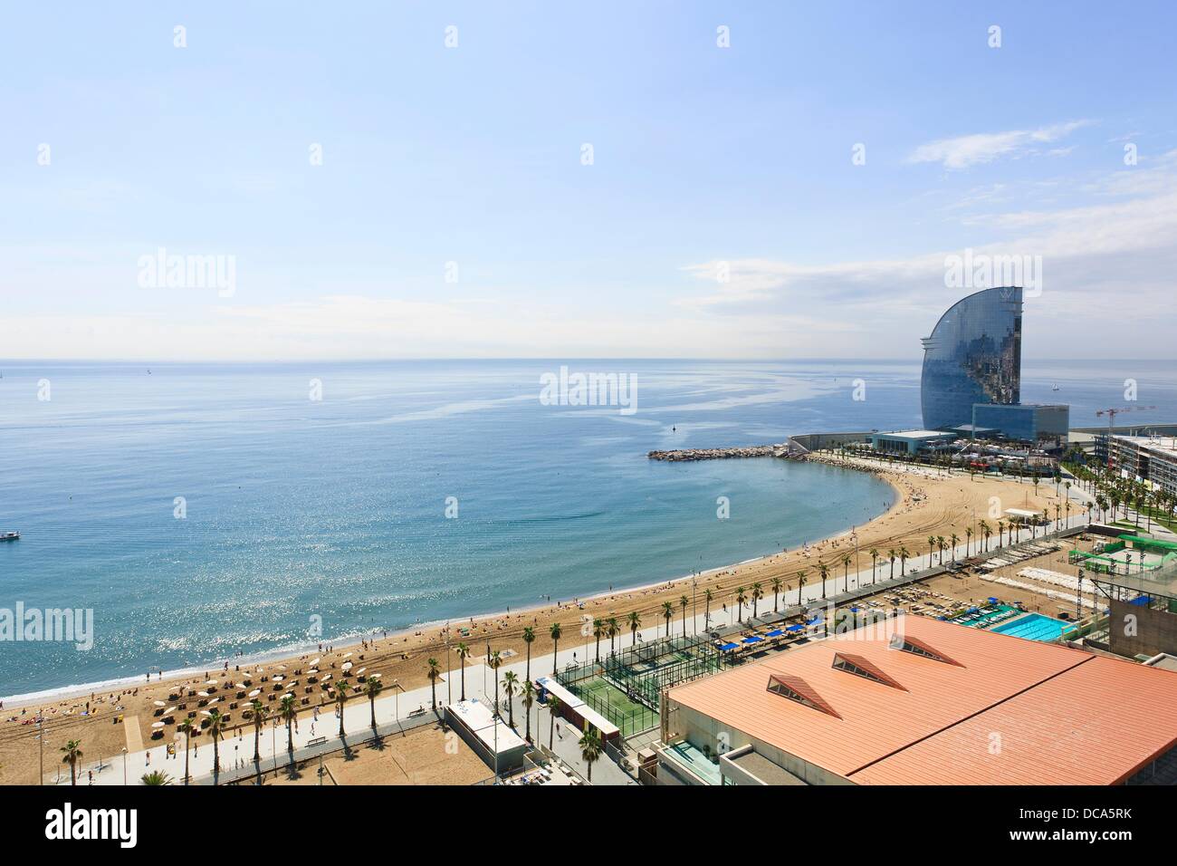 Beach of La Barceloneta and W Hotel Barcelona, Spain Stock Photo - Alamy