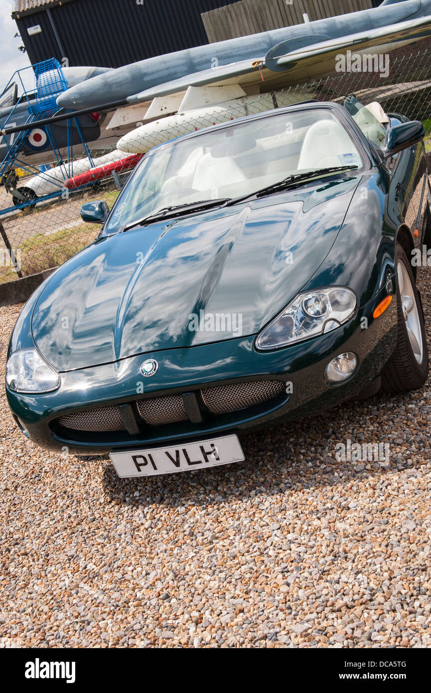 de Havilland Heritage Museum 1996 British Racing Green Jaguar XK8 sport ...