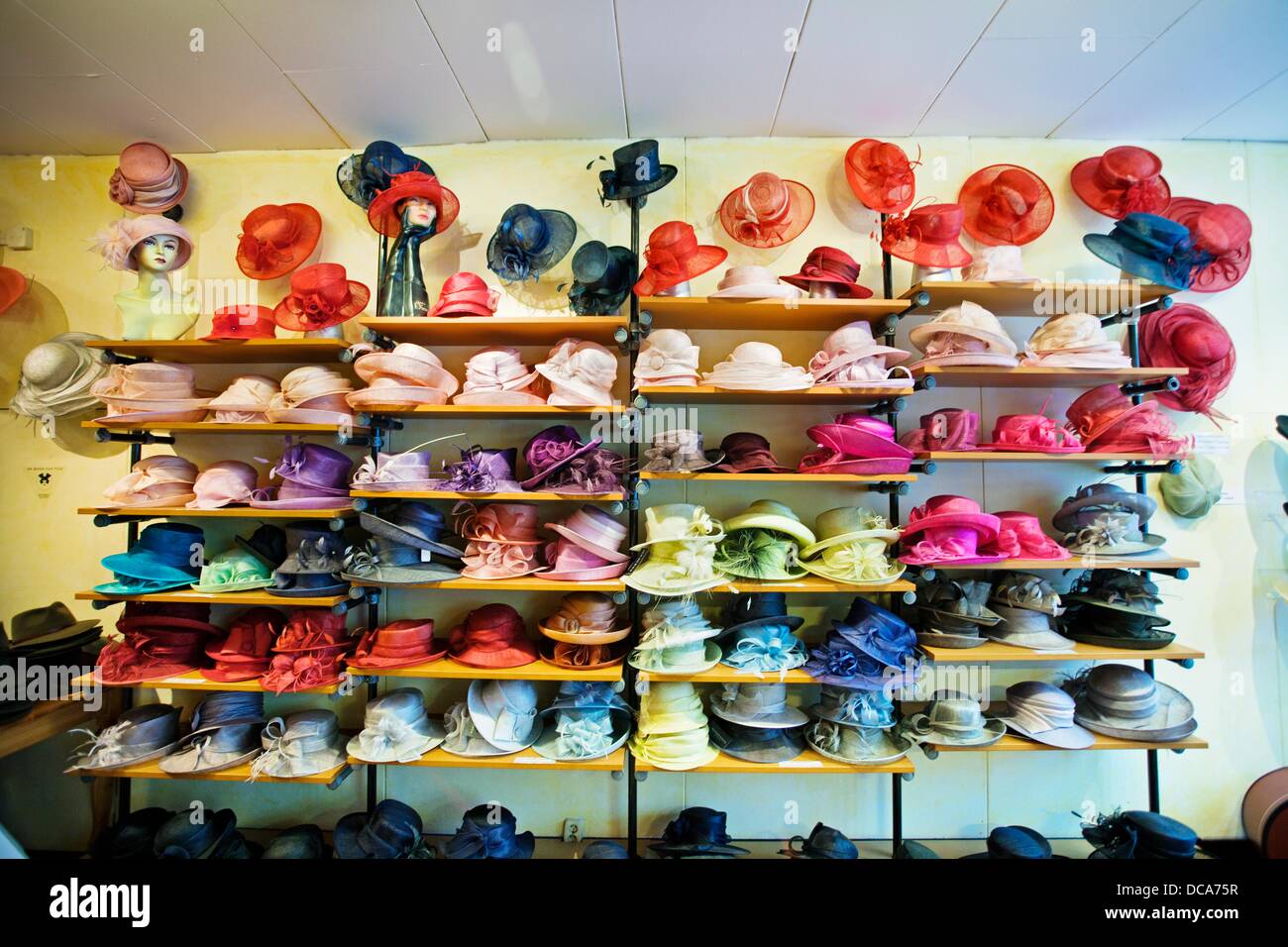 Hats and shop hi-res stock photography and images - Alamy