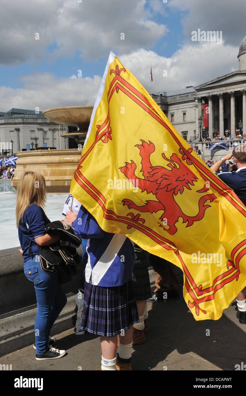 Trafalgar Square, London, UK. 14th August 2013. Flags and kilts as