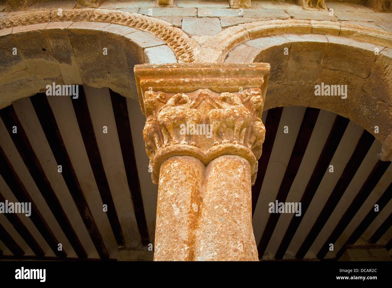 Twisted view of architecture hi-res stock photography and images - Alamy