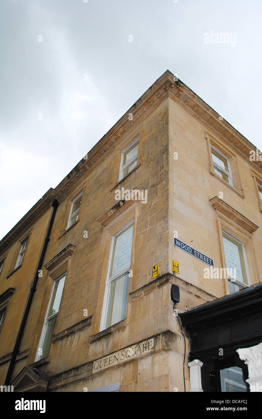 Queens square bath hires stock photography and images Alamy