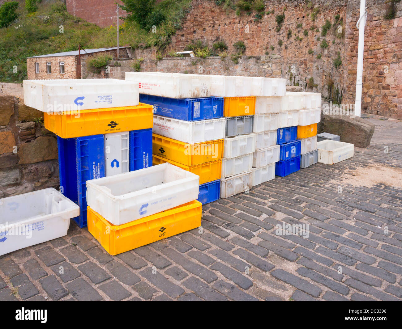 Empty fish boxes hi-res stock photography and images - Alamy