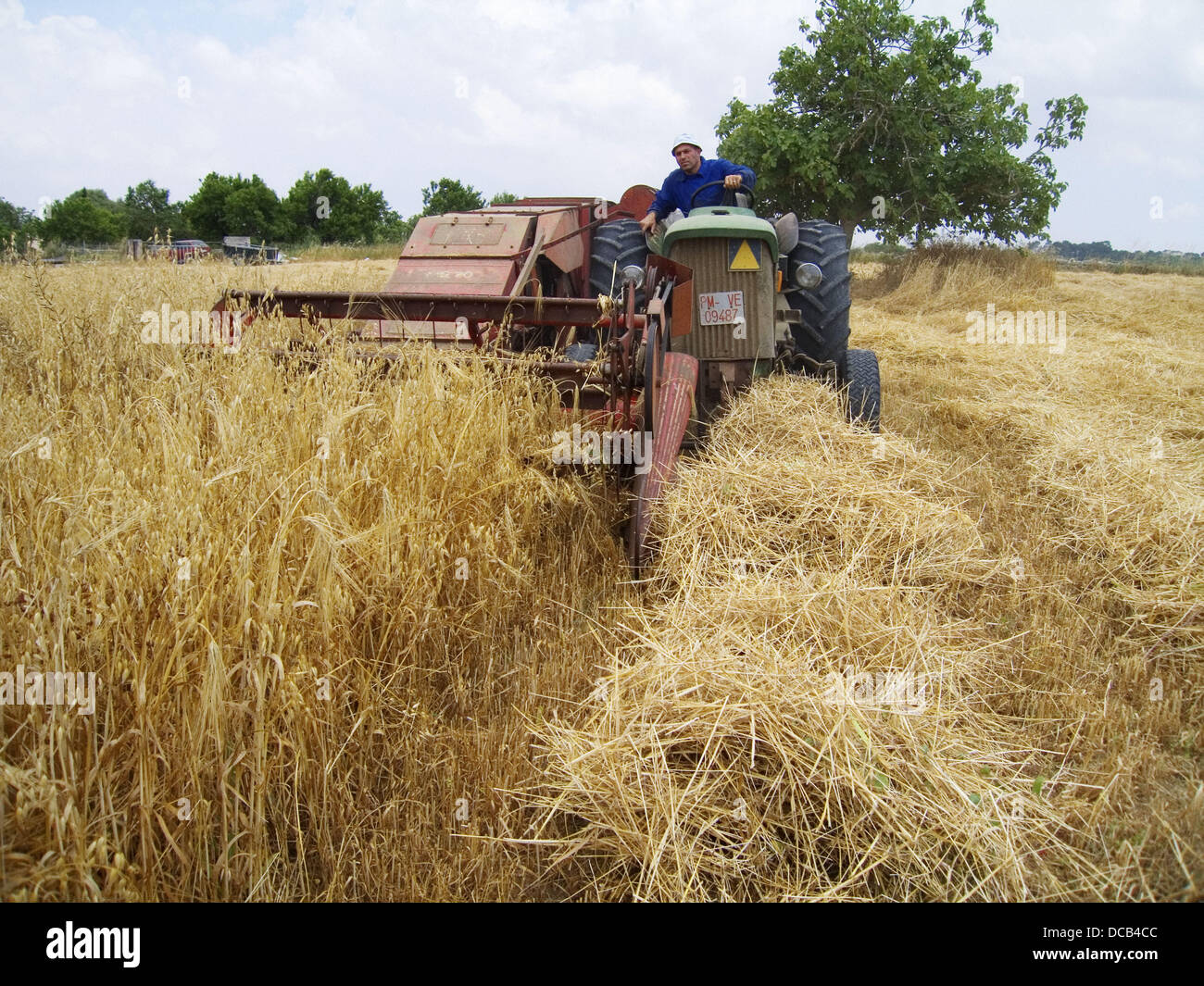 Thresher Threshing Machine High Resolution Stock Photography and Images