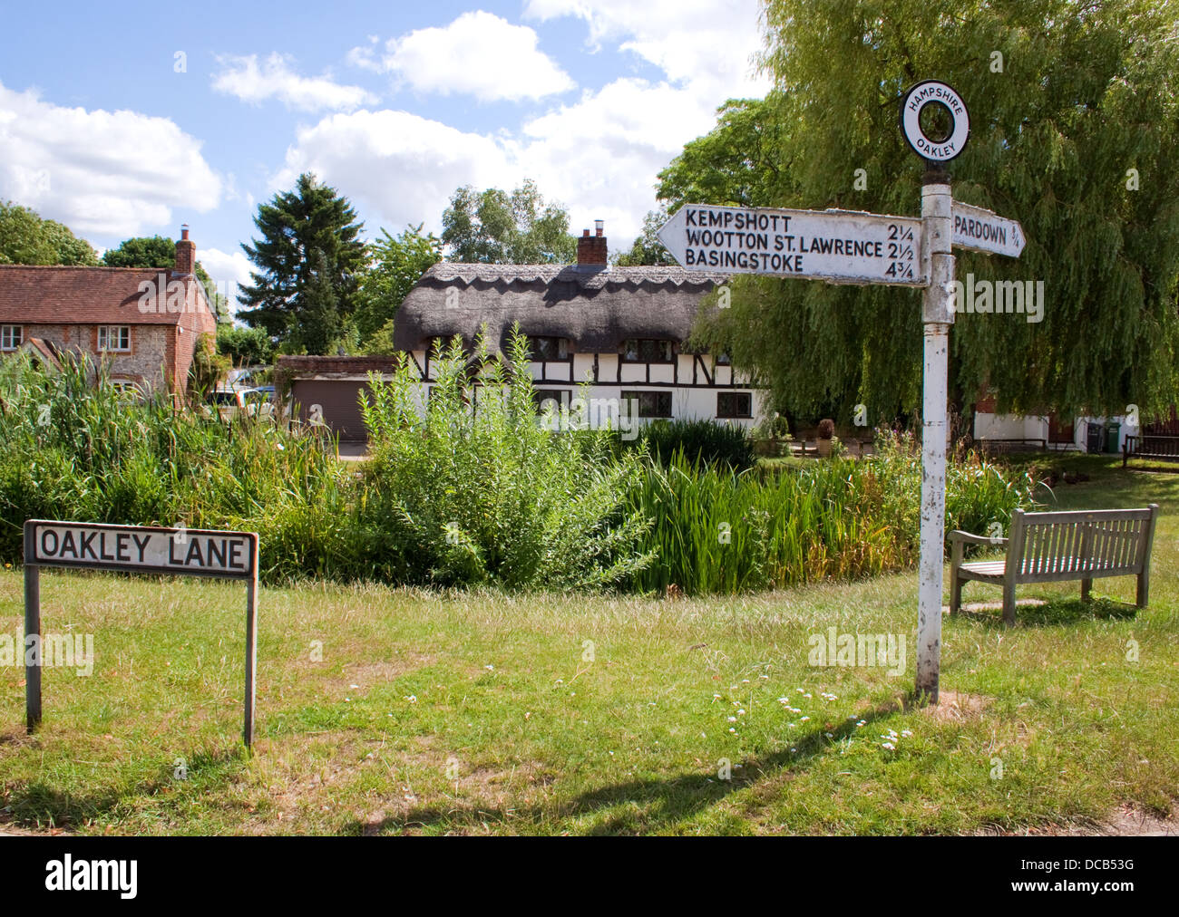 Signpost at Oakley,, Hampshire Stock Photo 59252468 Alamy