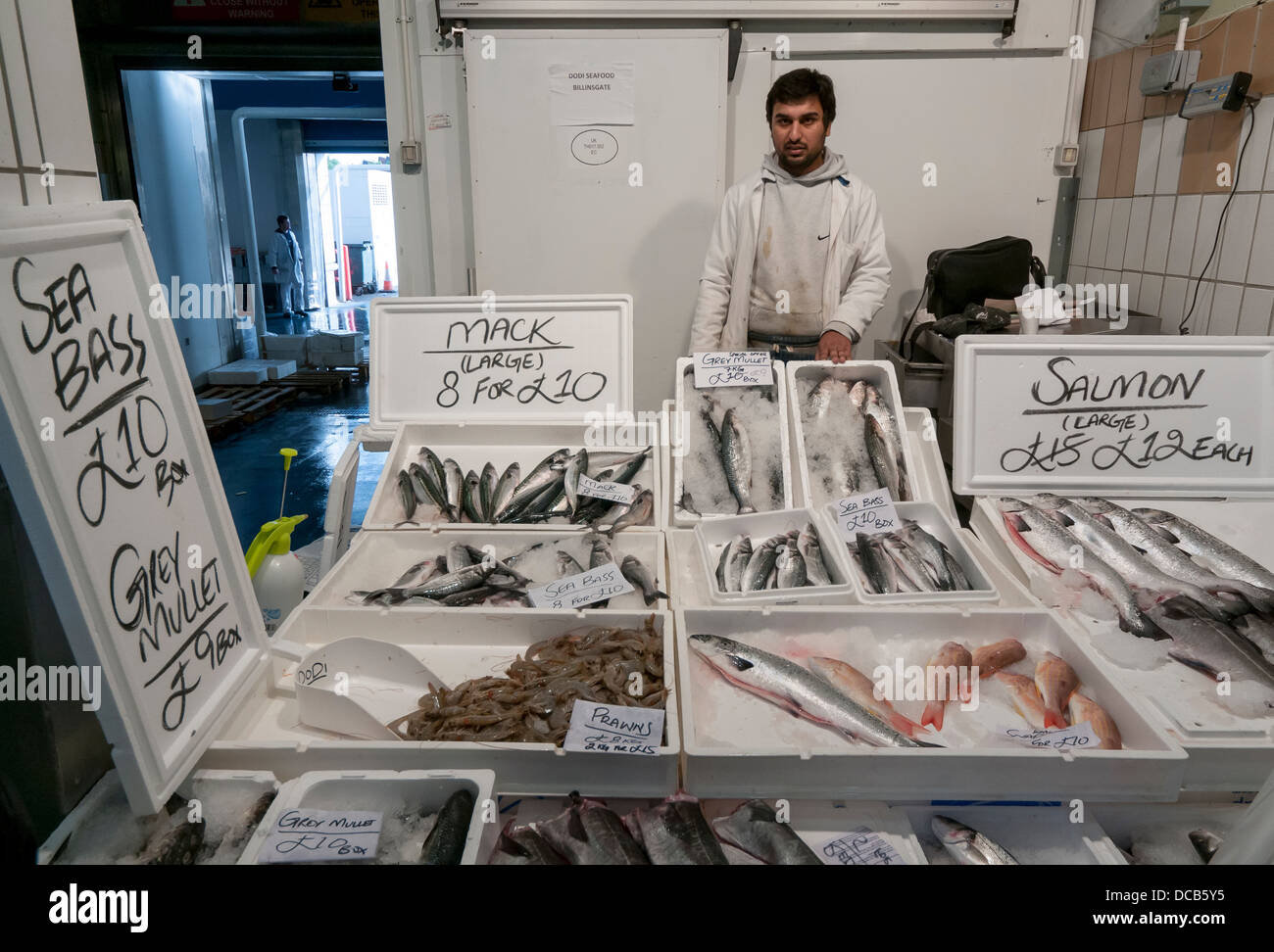 Fresh mackerel billingsgate fish market hires stock photography and
