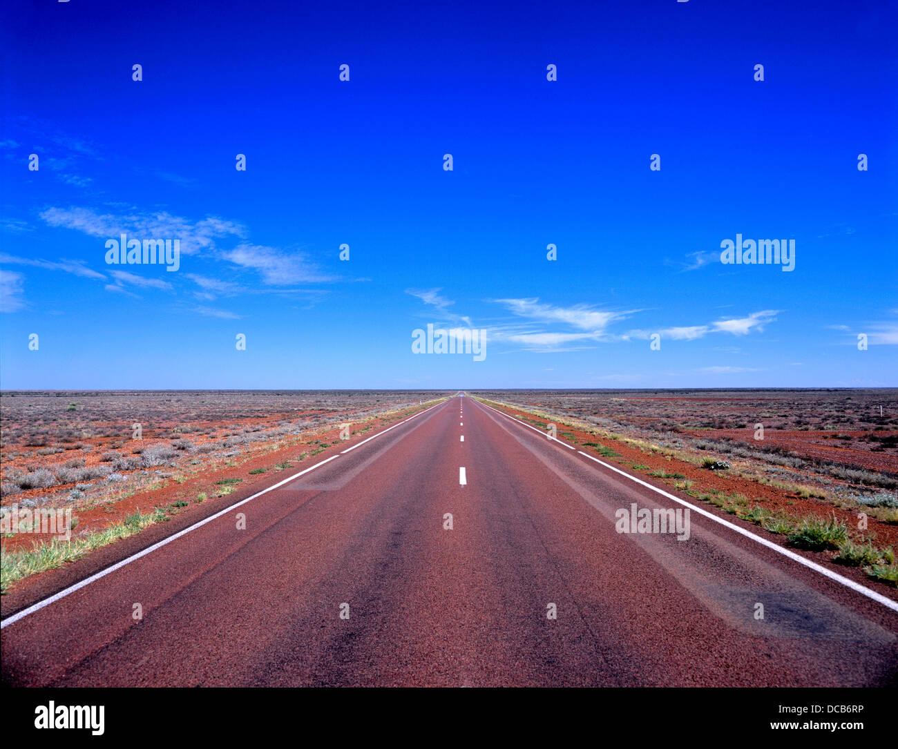 South Stuart Highway through the Outback near Coober Pedy Stock Photo