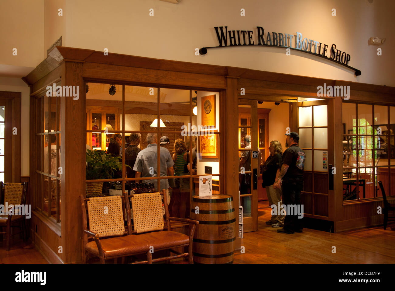 Jack daniels distillery statue hires stock photography and images Alamy