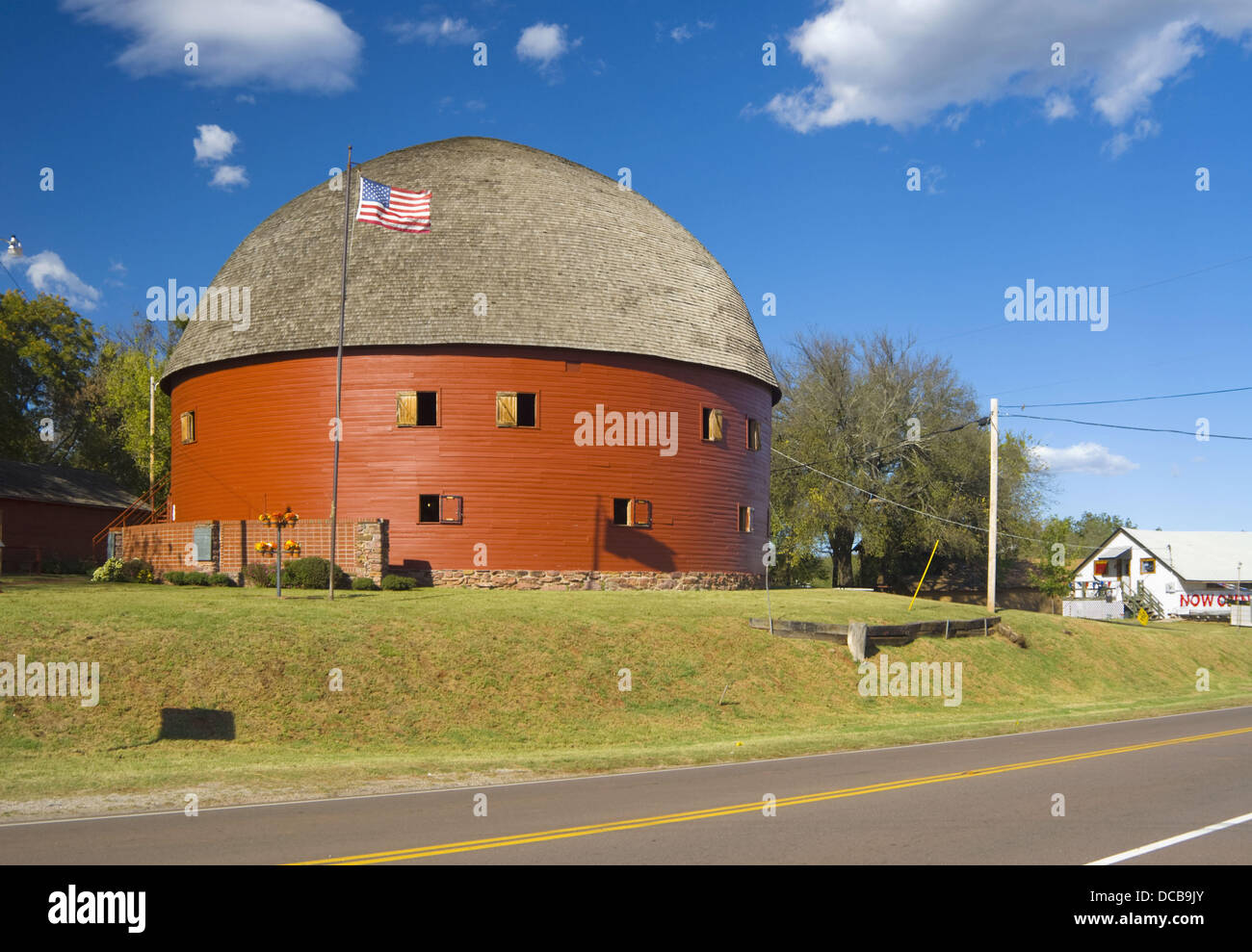 Usa Oklahoma Route 66 Arcadia The Arcadia Round Barn 1898 Stock