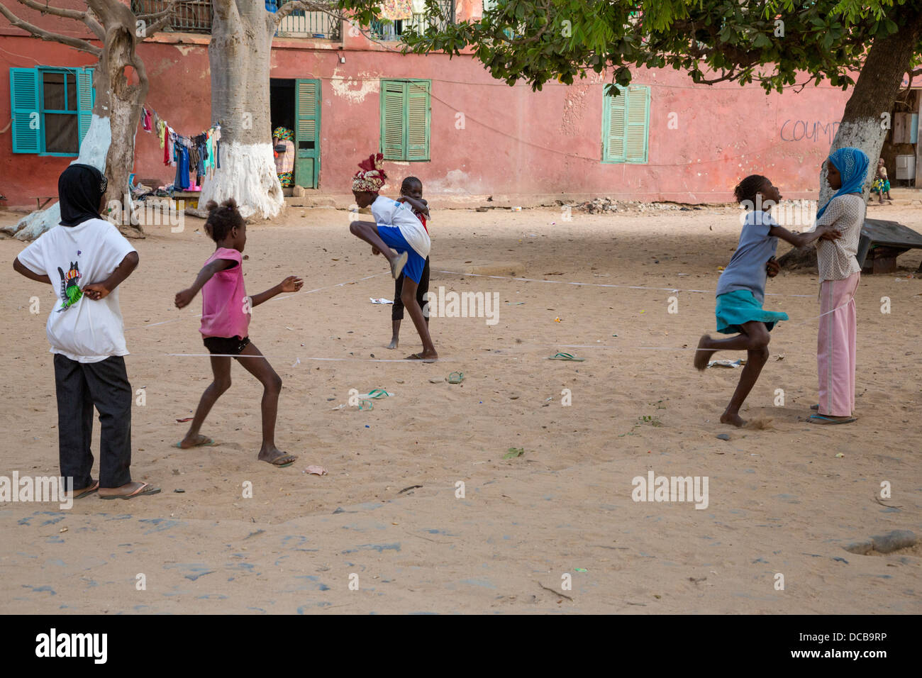African girls playing hi-res stock photography and images - Alamy