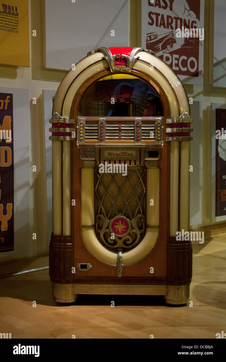 1947 Wurlitzer jukebox model 1015 on display at Country Music Hall of Fame and Museum in Nashville Tennessee USA Stock Photo