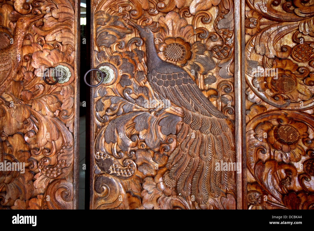 Antique oak door hi-res stock photography and images - Alamy