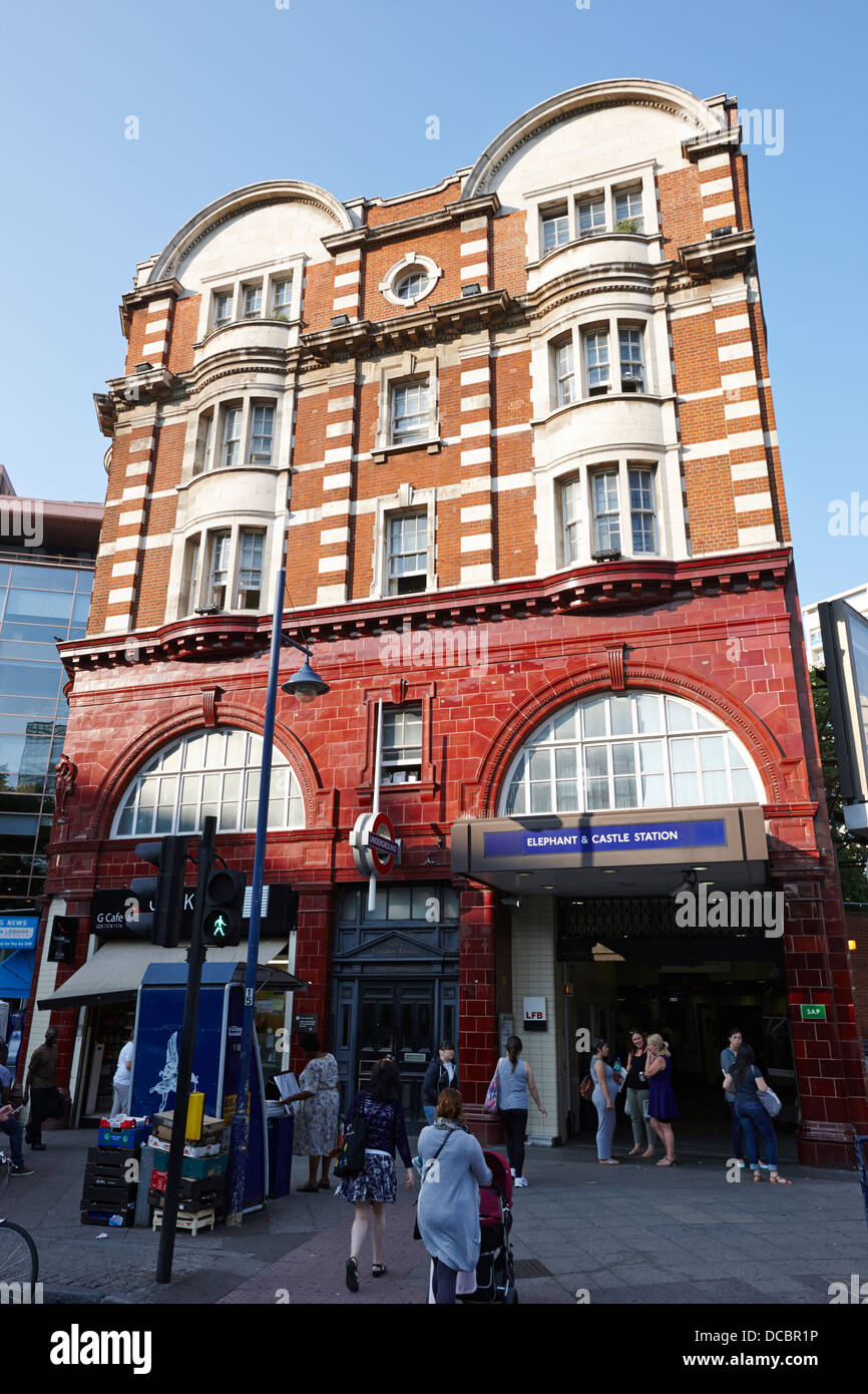 Elephant castle london hi-res stock photography and images - Alamy