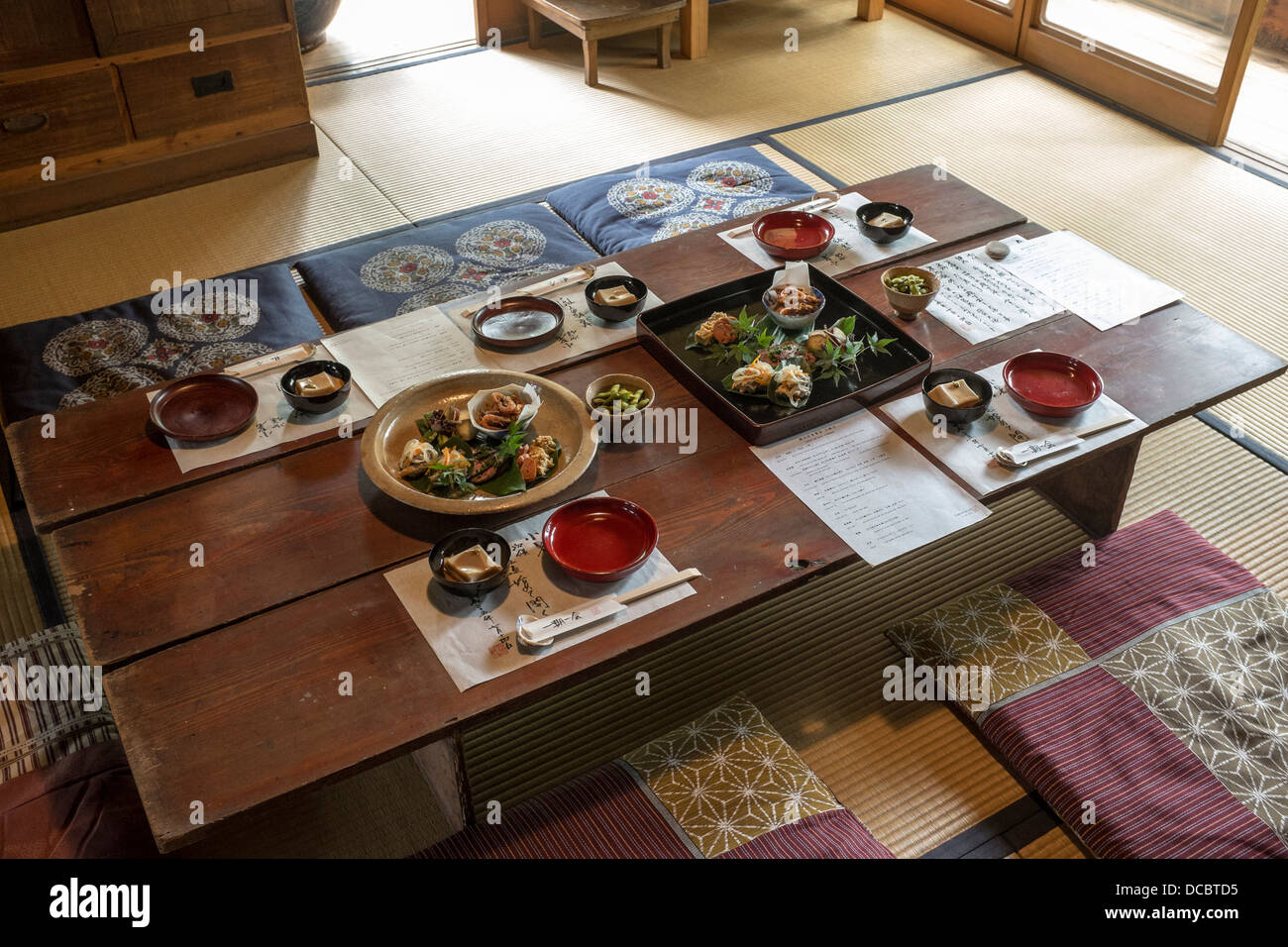 Table setting for traditional Japanese meal Stock Photo - Alamy