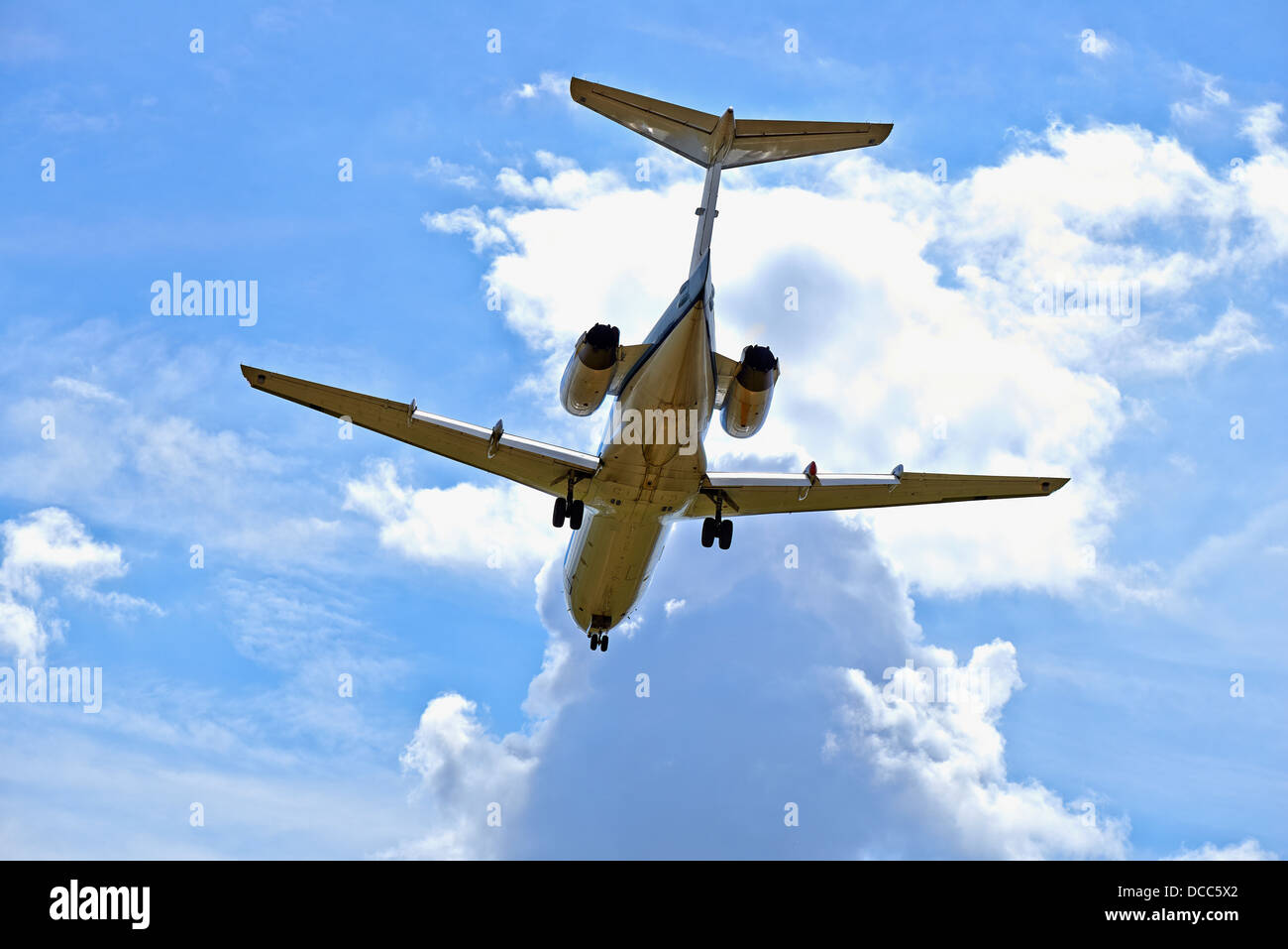 Aircraft airplane aviation hi-res stock photography and images - Alamy