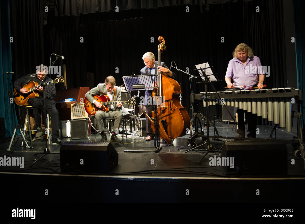 Quartet concert hall hires stock photography and images Alamy