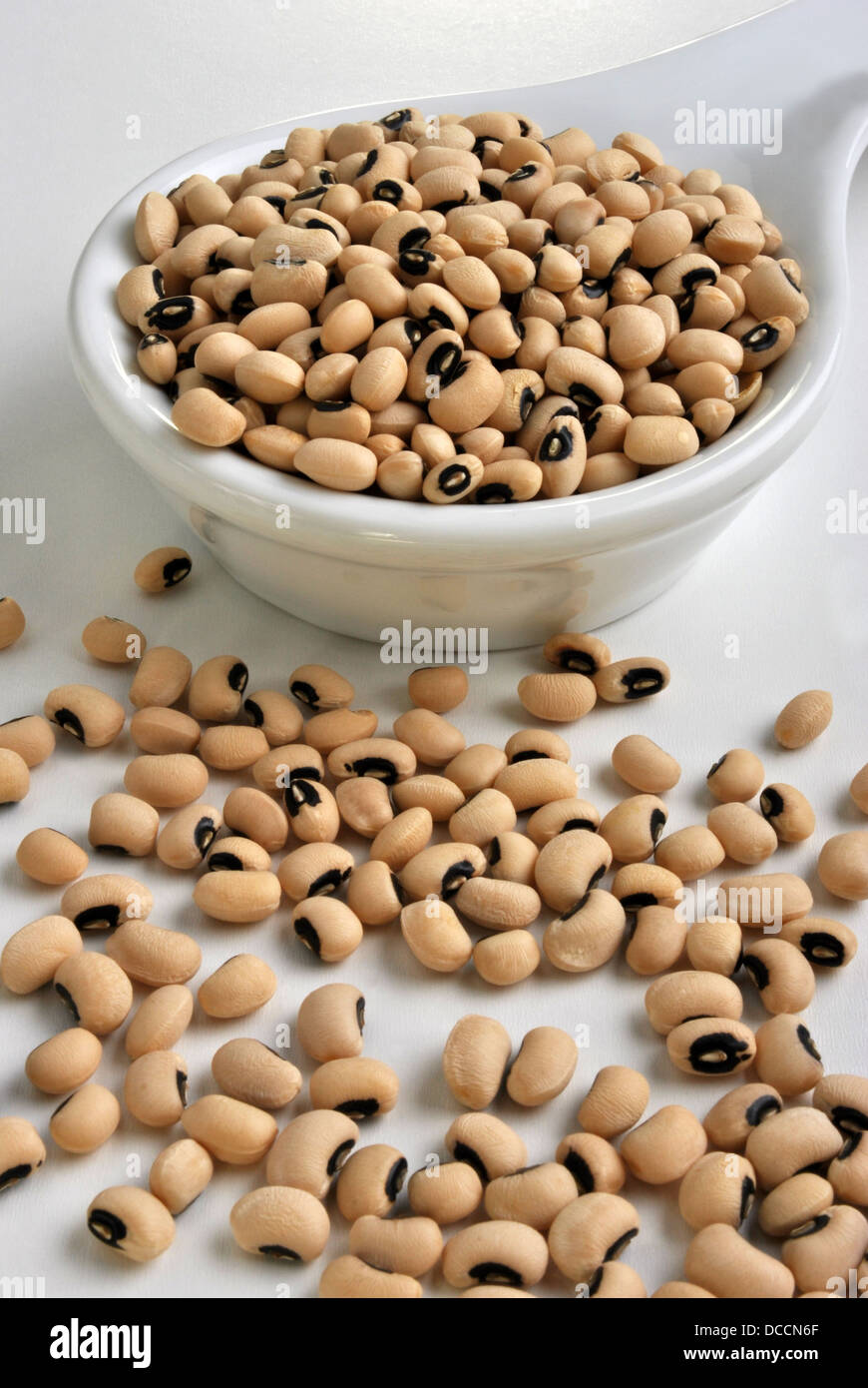 organic black eyed beans are a good source of fibre Stock Photo Alamy