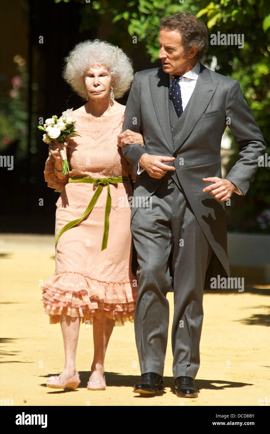 Cayetana Fitz-James Stuart,  Alfonso Diez The wedding of Cayetana Fitz-James Stuart, 18th Duchess of Alba and Alfonso Diez Carabantes at Duenas Palace  Seville, Spain - 05.10.11 ***Not Available for Publication in Spain, Available For The Rest Of The World*** Stock Photo