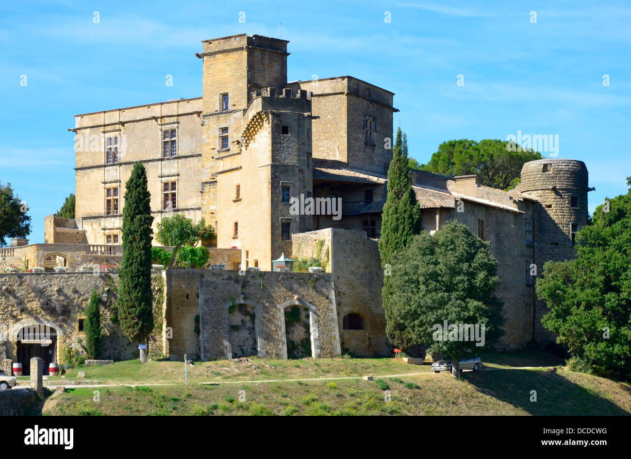 Château de Lourmarin, Lourmarin castle located in the town of Lourmarin, situated in the Vaucluse département, France Stock Photo