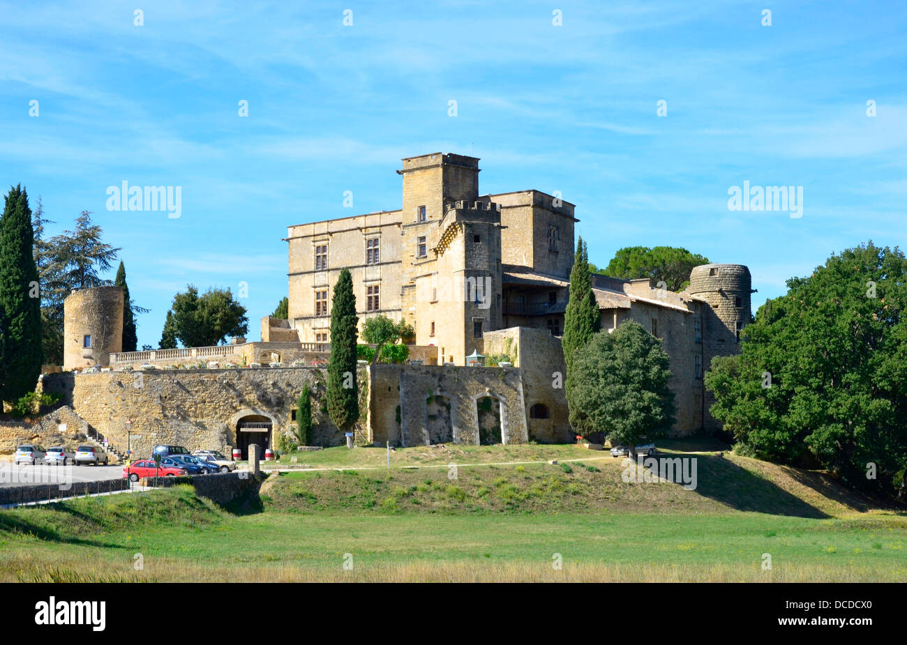 Château de Lourmarin, Lourmarin castle located in the town of Lourmarin, situated in the Vaucluse département, France Stock Photo