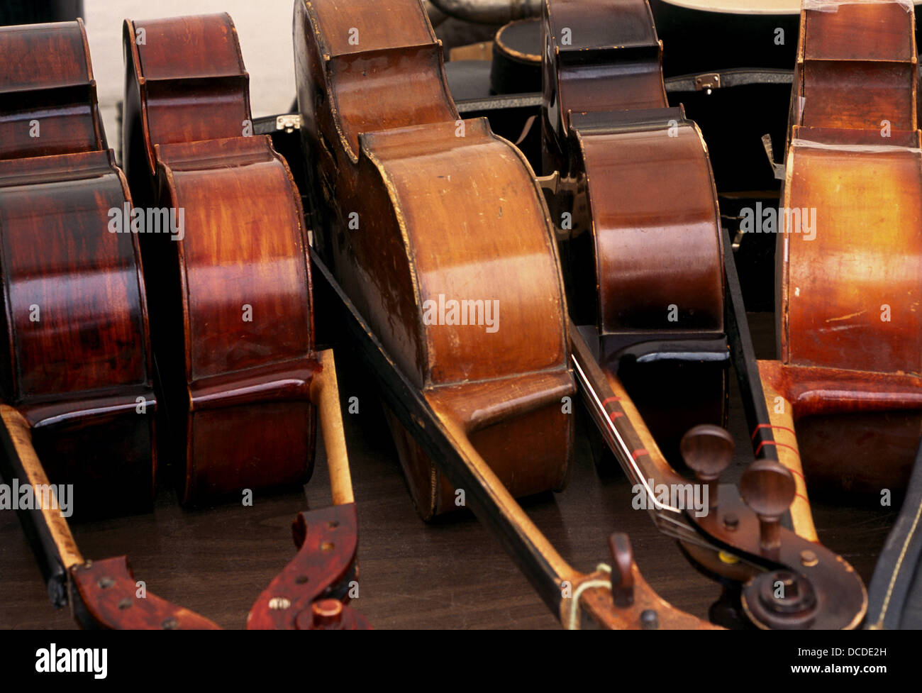 Upright basses hires stock photography and images Alamy