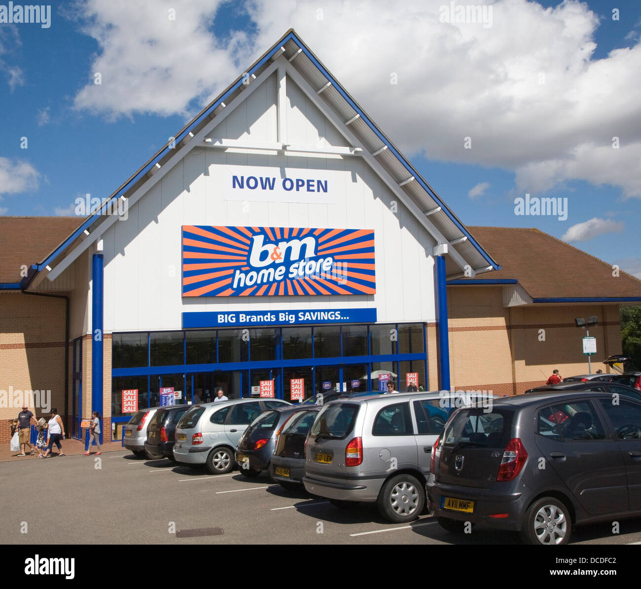 B&m stores hires stock photography and images Alamy