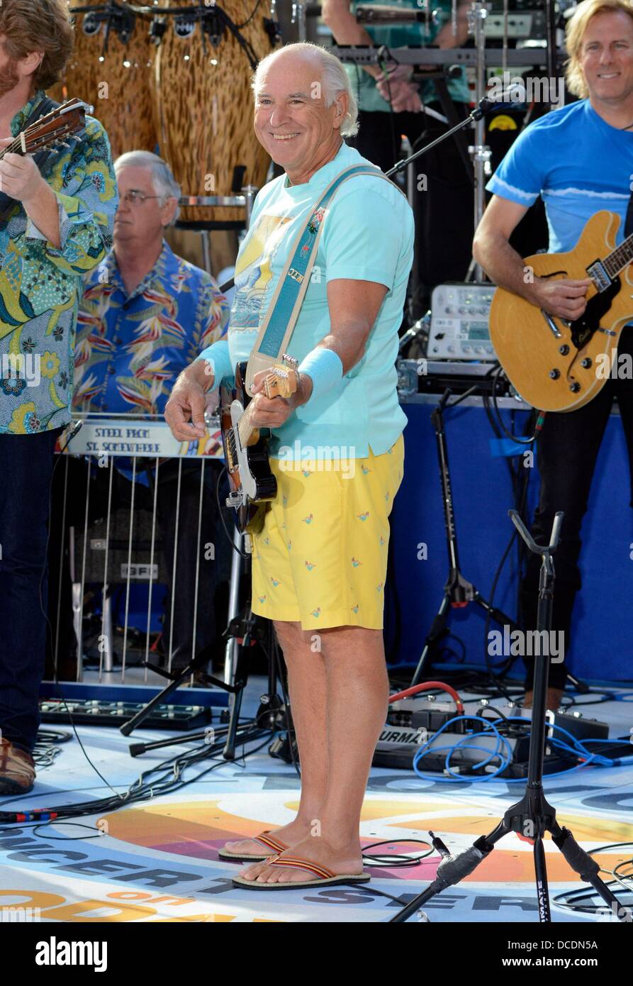 New York, NY. 15th Aug, 2013. Jimmy Buffett on stage for NBC Today Show Concert with Jimmy Buffett, Rockefeller Plaza, New York, NY August 15, 2013. Credit:  Derek Storm/Everett Collection/Alamy Live News Stock Photo