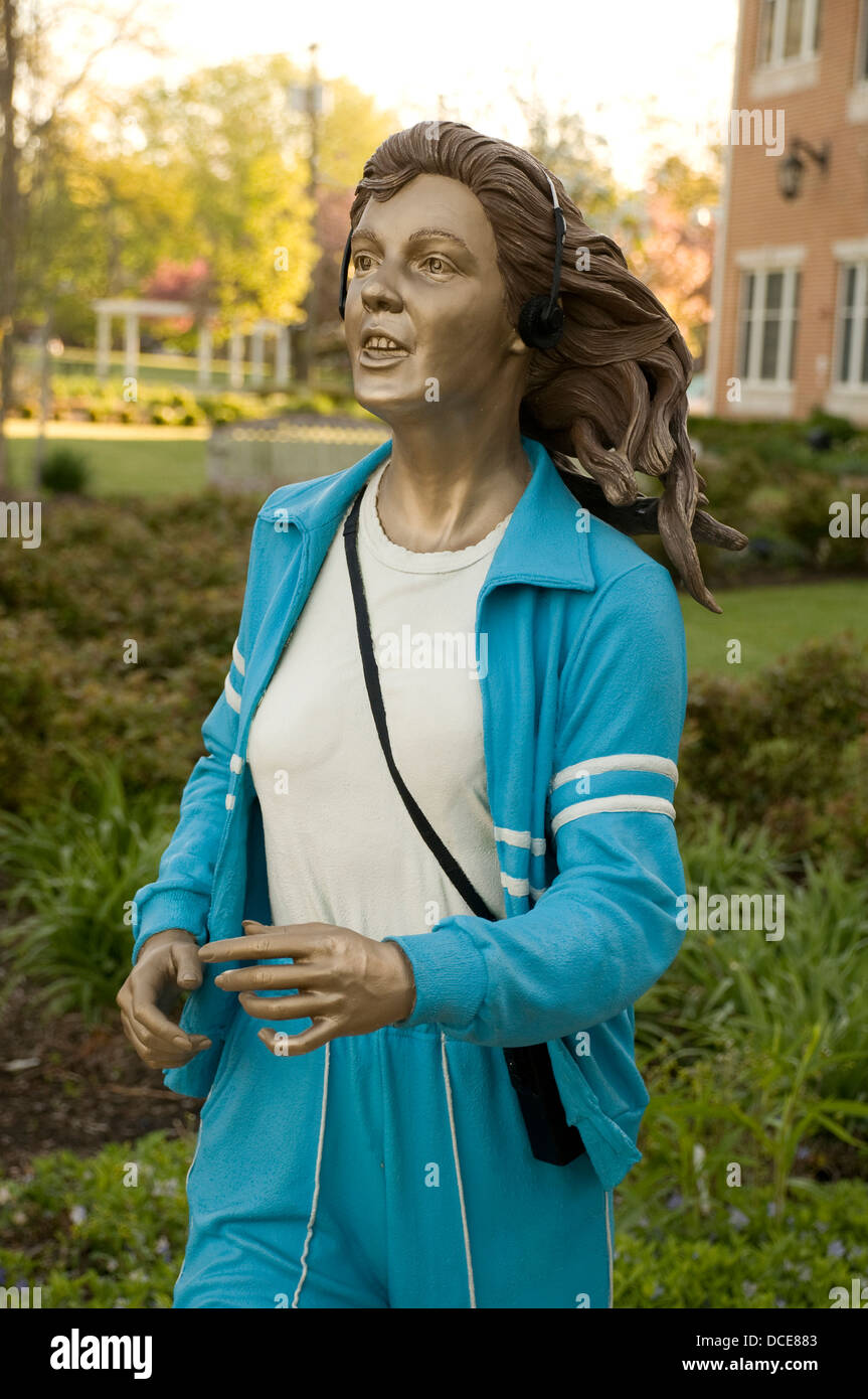 Sculpture of woman entitle 'Shaping Up' by  J. Seward Johnson Stock Photo