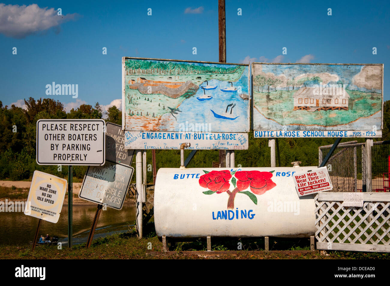 USA, Louisiana, Atchafalaya Basin, signs at Butte LaRose, Atchafalaya