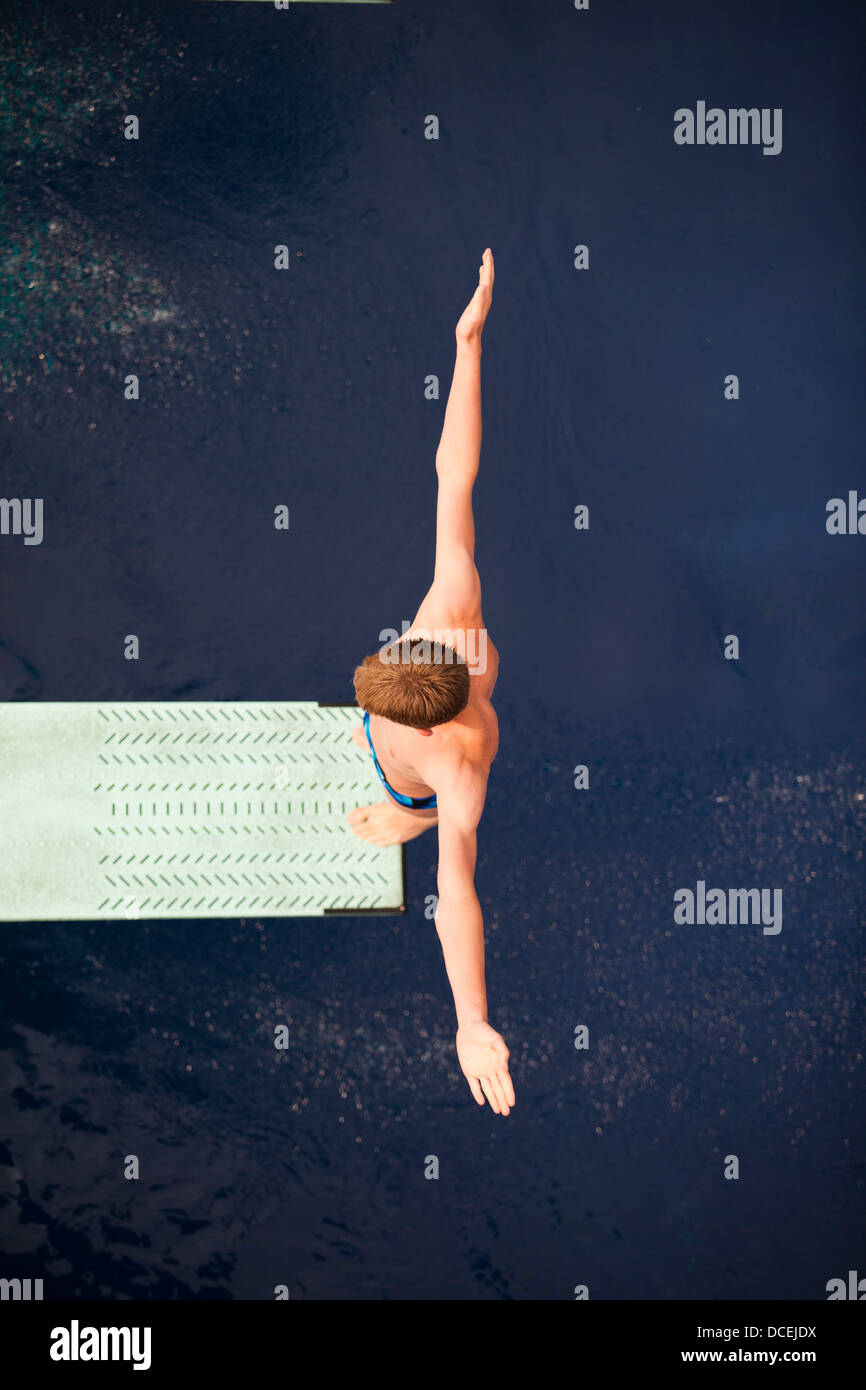 Springboard diver hires stock photography and images Alamy