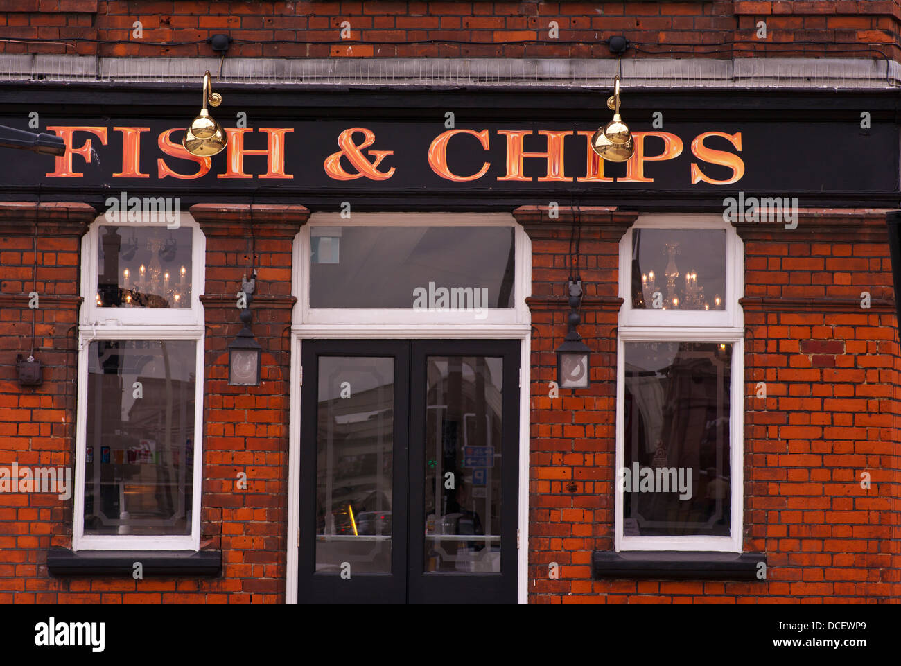 Outside fish and chip shop hires stock photography and images Alamy
