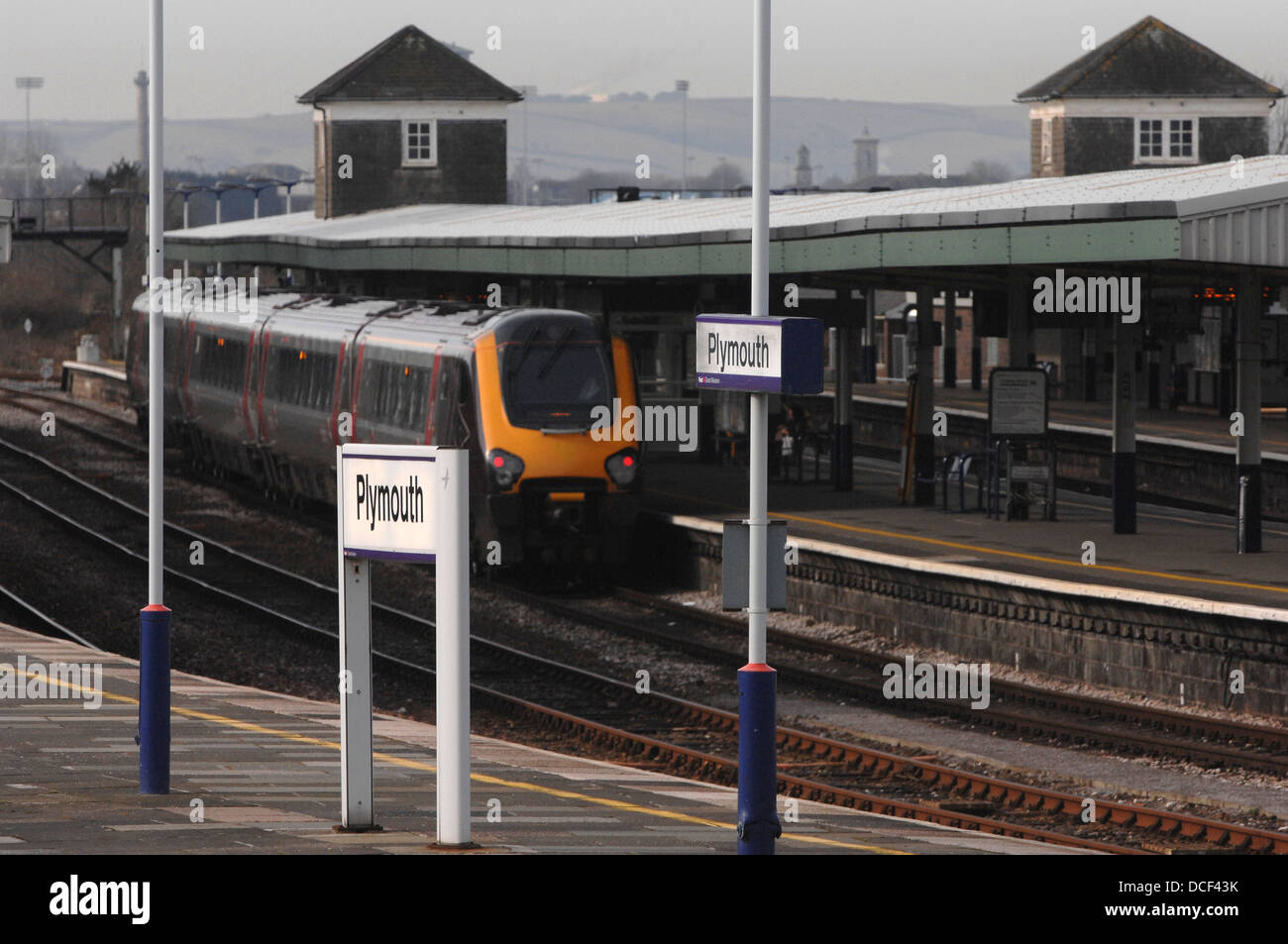 Plymouth railway station hires stock photography and images Alamy