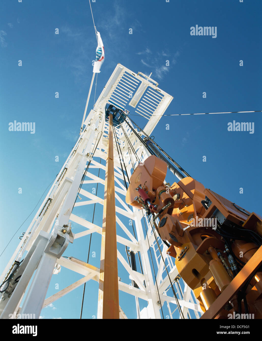 Alberta oil rigs hi-res stock photography and images - Alamy