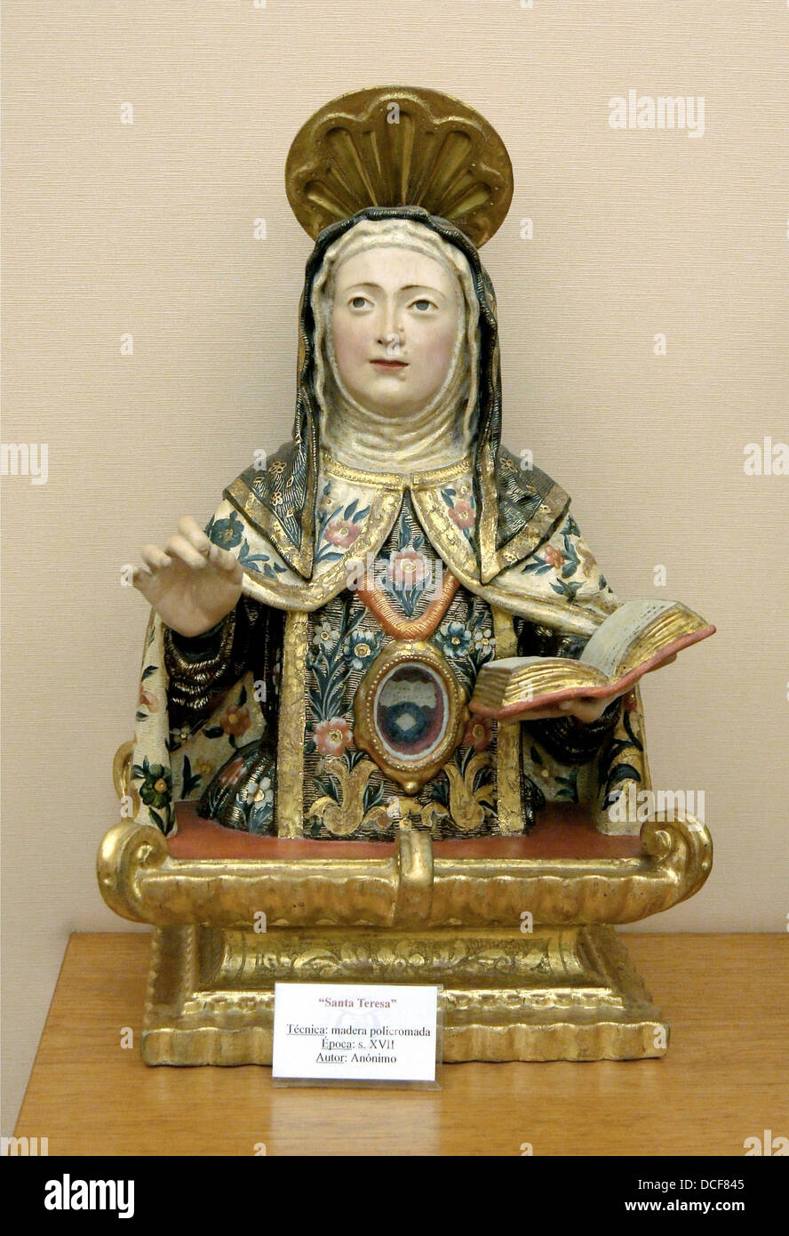 Saint Teresa of Avila, reliquary, Polychrom wood, 17th century, anonymous. Treasure of the cathedral of Guadix, Andalusia, Spain Stock Photo