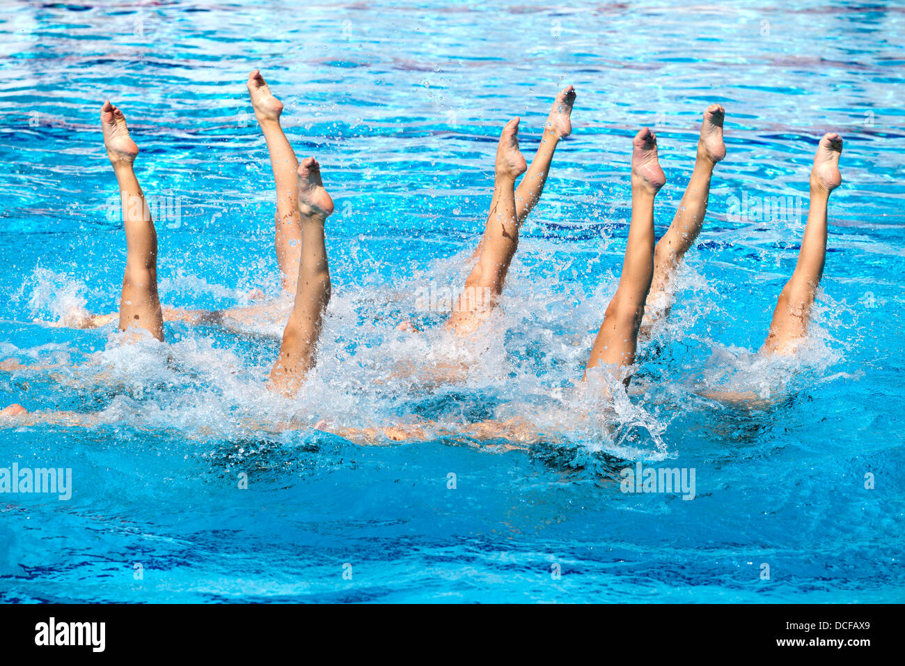Synchronized swimming legs hires stock photography and images Alamy