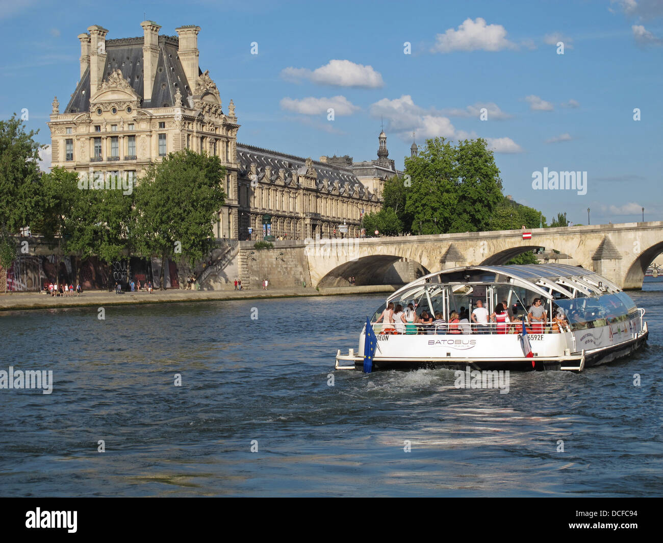 Batobus,Louvre museum,Pont Royal,Quai des Tuilleries,Seine  river,Paris,France Stock Photo - Alamy