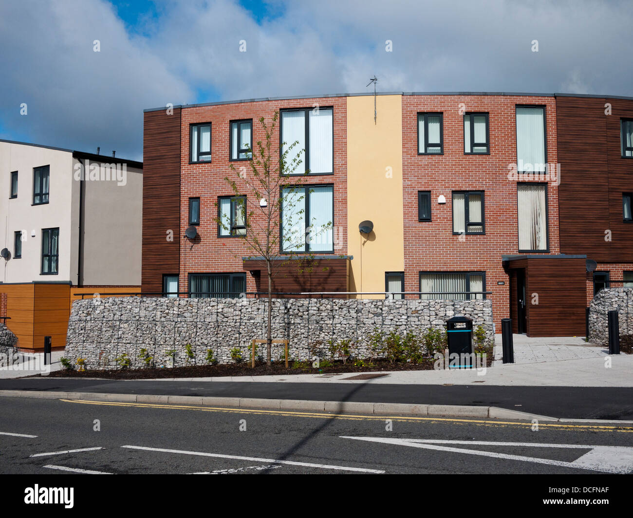 Housing oldham hires stock photography and images Alamy