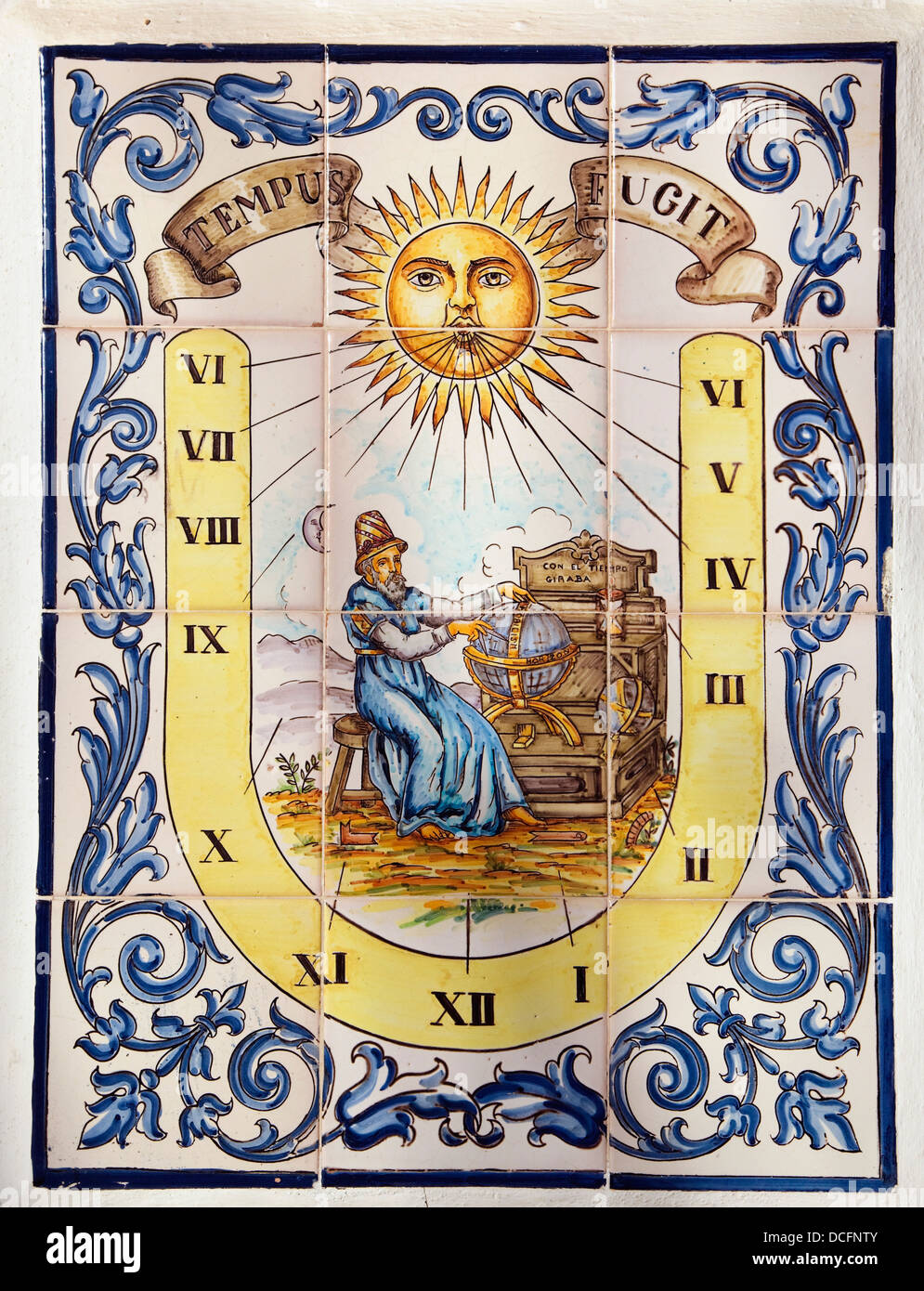 Sundial Inscription Notes Roman numerals inscription hi-res stock photography and images - Alamy