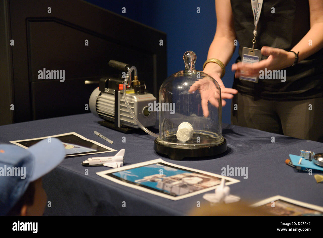 Marshmallow in a bell jar - lesson on atmospheric pressure, Intrepid Sea, Air and Space Museum Stock Photo