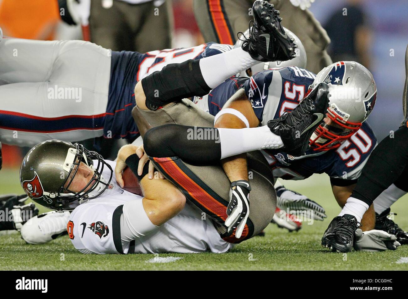 FOXBOROUGH, MA - JUNE 07: New England Patriots defensive tackle Sam Roberts  (59) during Day 1 of