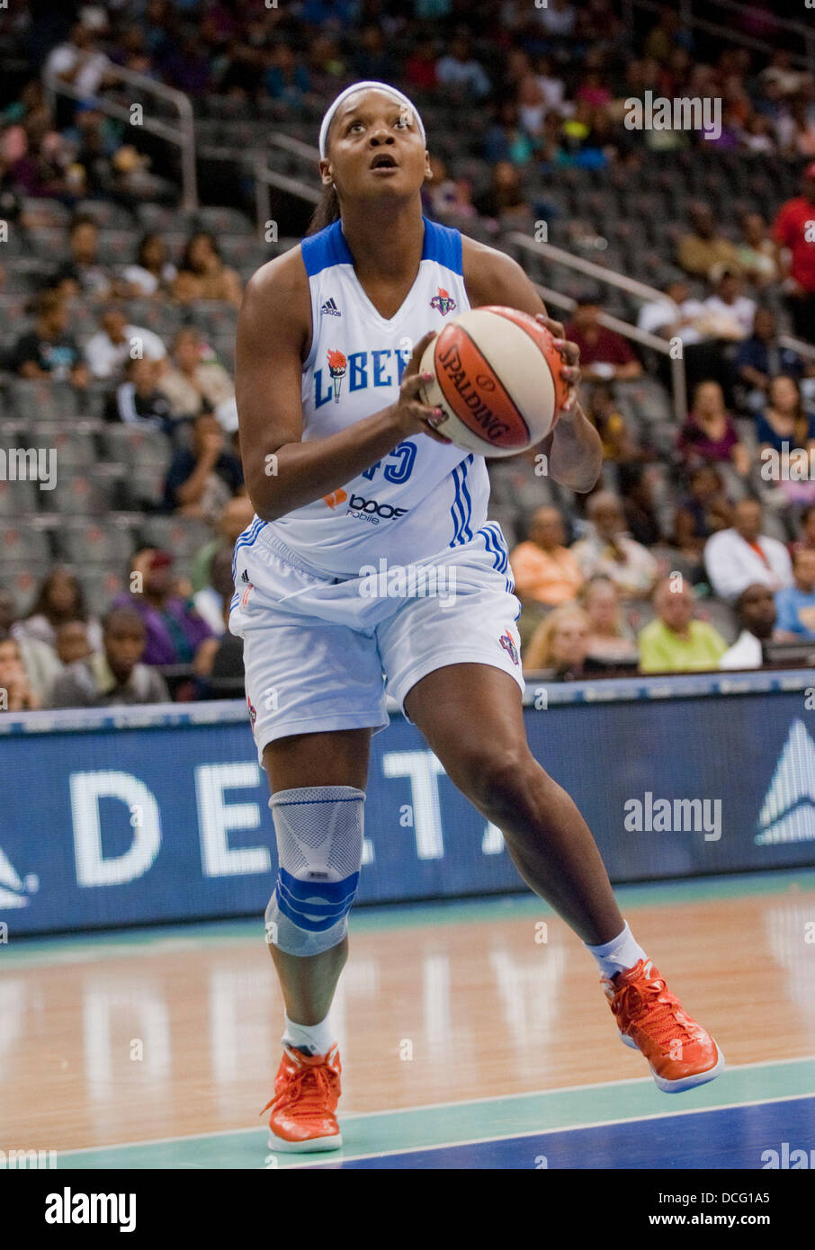 Kara braxton hires stock photography and images Alamy