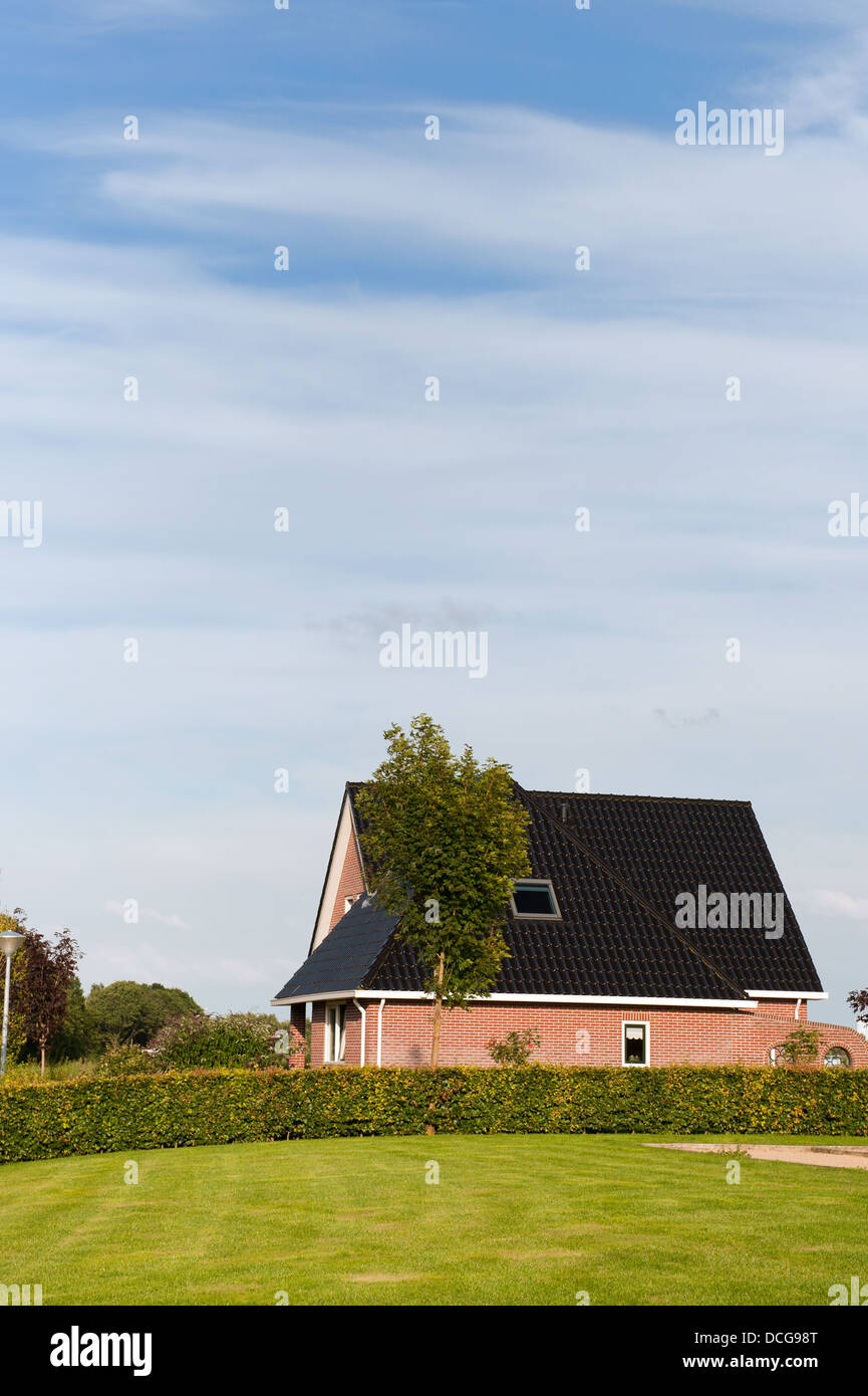 Modern house architecture hi-res stock photography and images - Alamy