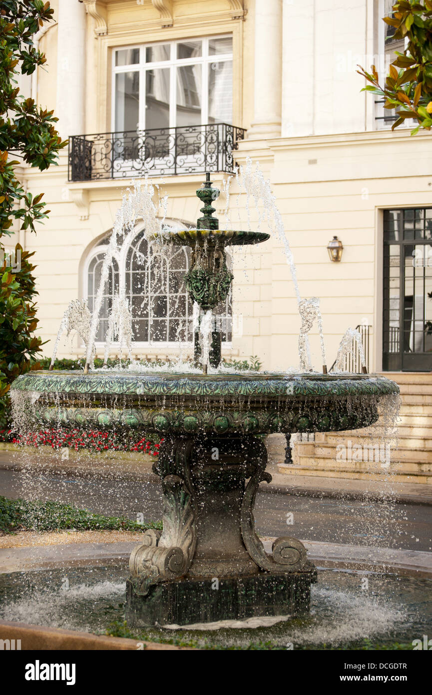 Fountain in Paris Stock Photo Alamy