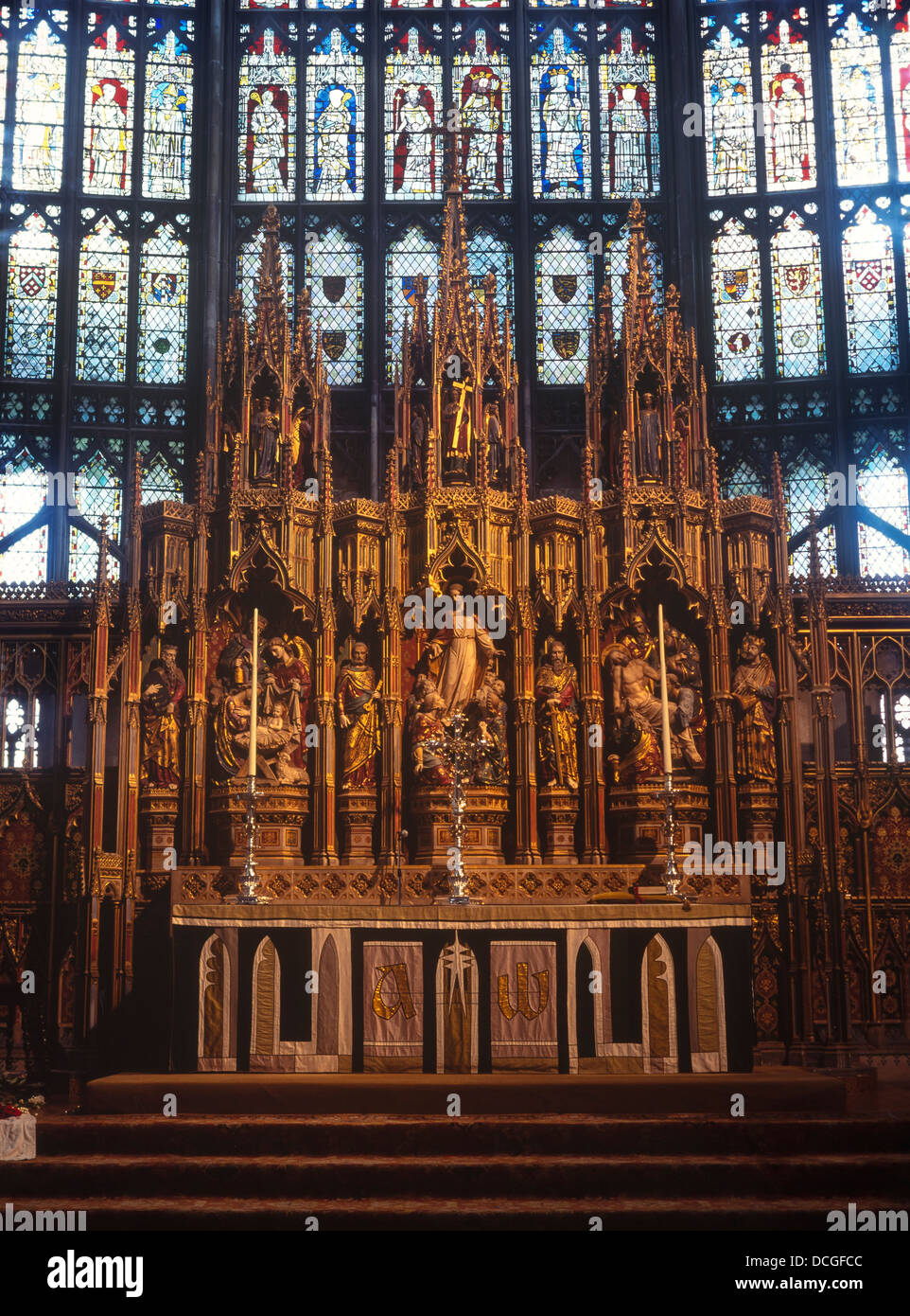 Gloucester Cathedral High Altar and East Window Stock Photo Alamy