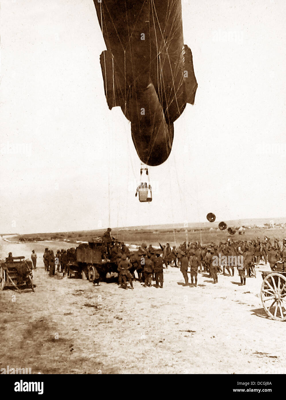 Observation balloon during WW1 Stock Photo - Alamy