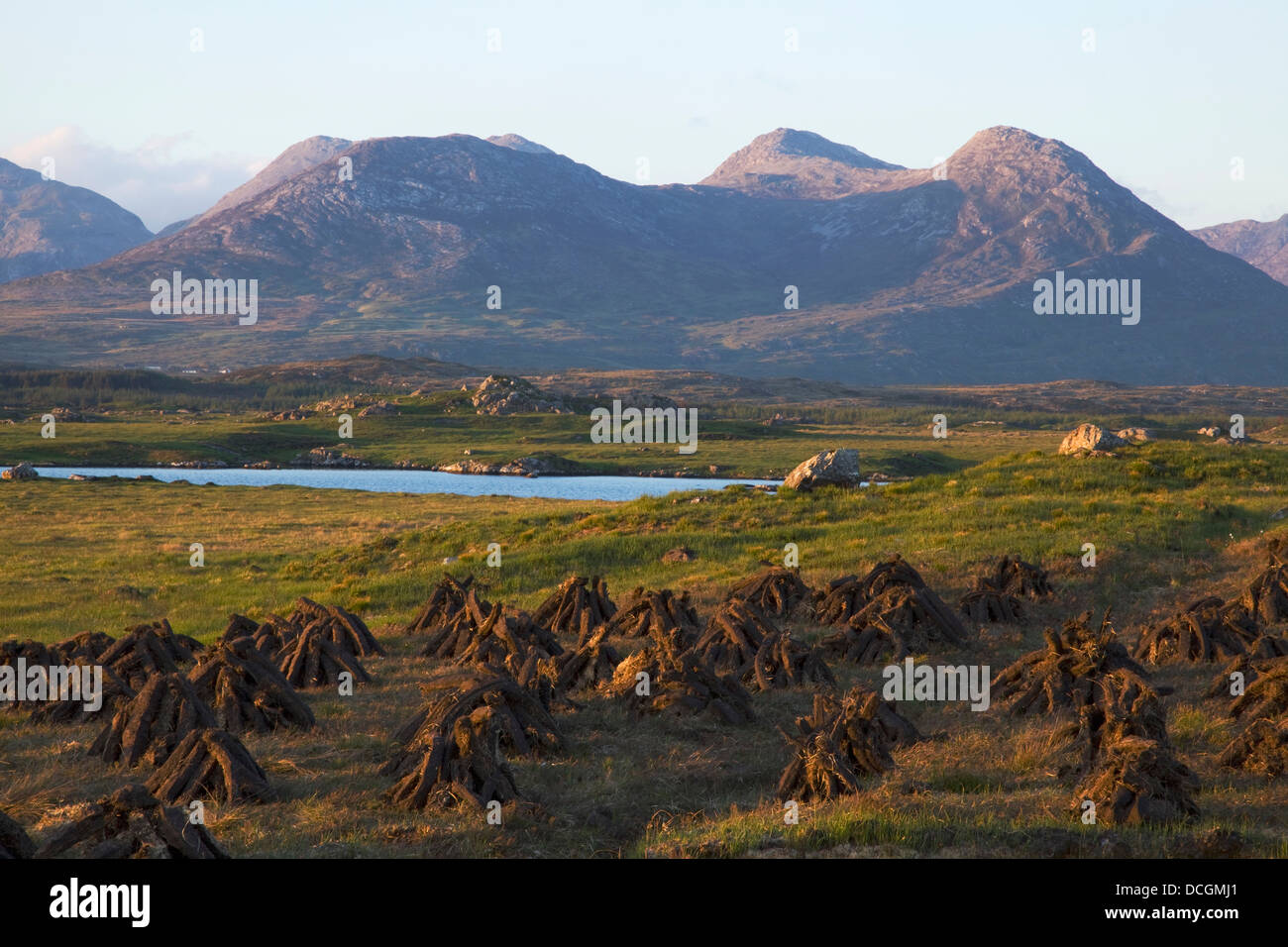 Roundstone bog ireland hires stock photography and images Alamy